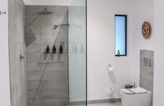 Presidential Suite Bathroom