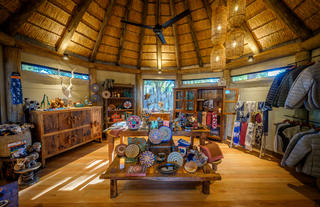 Kwetsani Camp Curio Shop