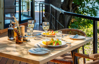 Kwetsani Camp Dining