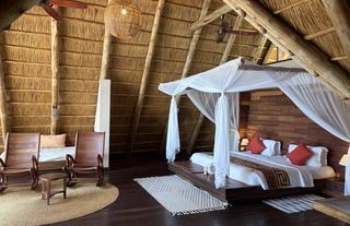 Nile Safari Lodge - Jamie Thom