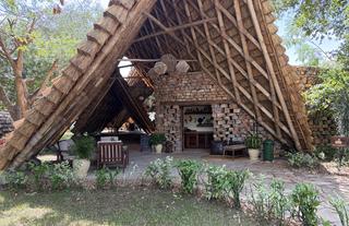 Nile Safari Lodge - Jamie Thom