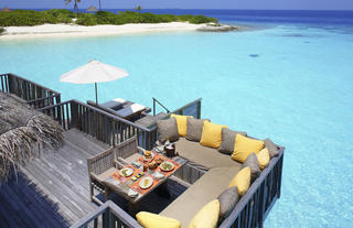 Family Villa Suns Deck
