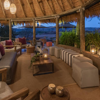 Die Lounge im Camp Kipwe