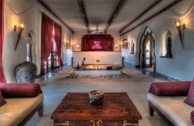 http://www.orangecounty.in/hampi/