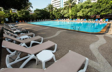 Overview and Swimming Pool 