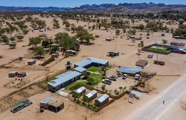 Sesfontein Guesthouse and its surroundings