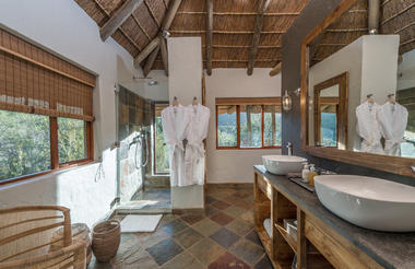 Lalibela Game Reserve - Inzolo Lodge