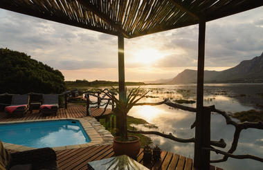 Mosaic Lagoon Lodge 