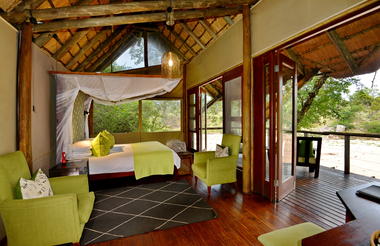 Rhino Post Safari Lodge - Bush Suites 