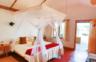 Ndutu Safari Lodge updated bedroom