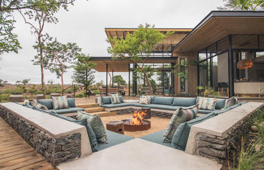 Lion Sands Ivory Lodge - Fire Deck