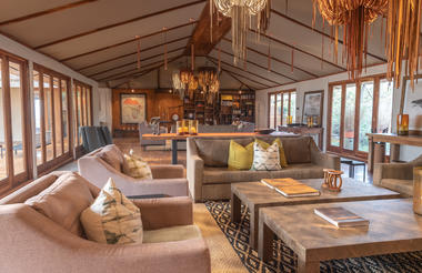 Sayari - Main lounge area full view