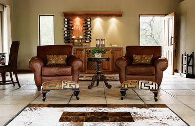 Arathusa Bush Facing Luxury Room lounge area