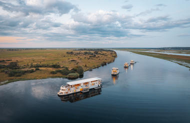 Zambezi Queen Collection Houseboat Hero Image