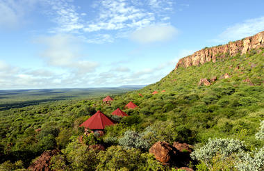 Waterberg Plateau Lodge - Chalets on mountain slope