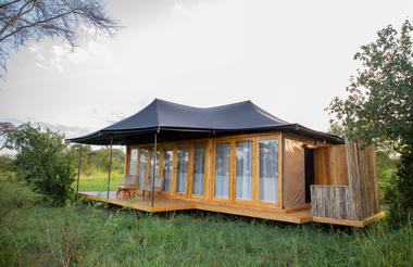 Room with outdoor shower