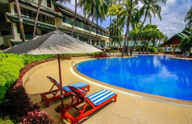 https://www.facebook.com/grandandamanhotel/photos/a.933061813423727/1924545984275300/?type=3&theater