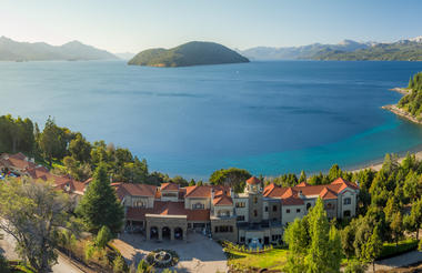 Villa Beluno, Exterior with view on lake