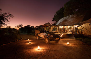 2. Signature - Hamiltons Tented Camp - Entrance