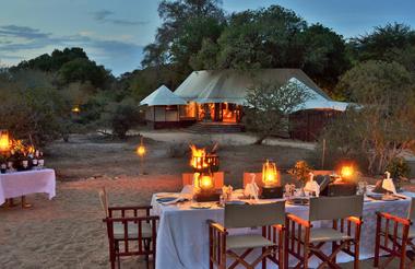 6. Signature - Hamiltons Tented Camp Bush - Dining