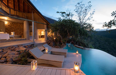 Clifftop Exclusive Safari Hideaway - Evening Pool