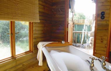 Bath in Nata Lodge chalets