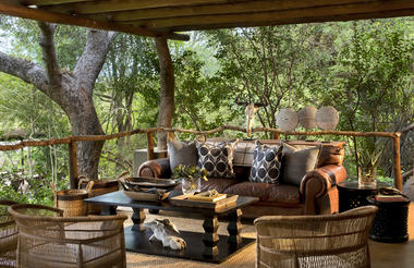 Tinga Lodge outdoor deck area