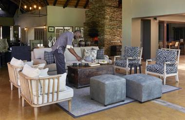 Lion Sands Tinga - Guest Area
