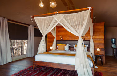 Family Unit - King size bed