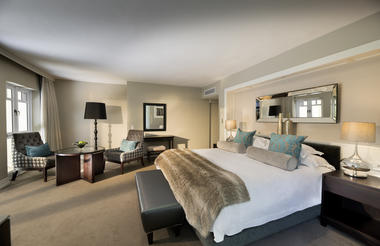 Fancourt- Luxury Room