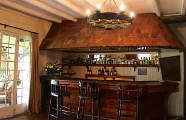 Kiangazi House Bar Area