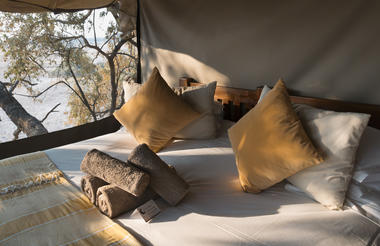 DOVE'S NEST BEDROOM