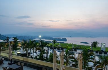 Mantis Kivu Marina Bay Hotel 