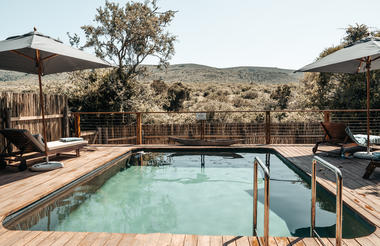 LODGE POOL
