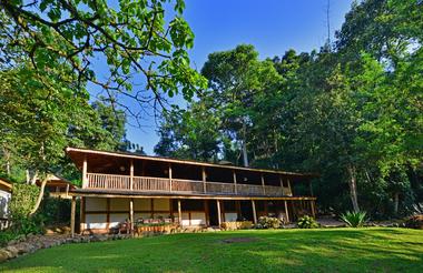 Buhoma Lodge - Main area