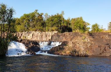 Ntumbachushi Falls