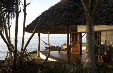 Matemwe Lodge - Exterior hammock seaview