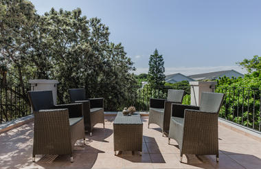 The Robberg Beach Lodge - Balcony in Cardovan Villa