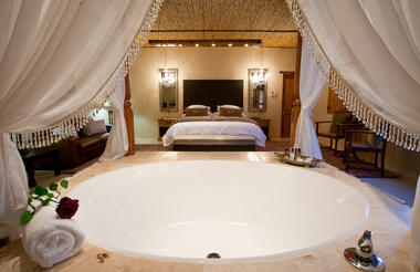Honeymoon Suite