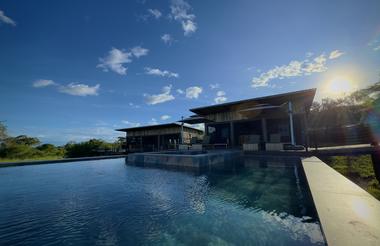 Swimming Pool & Guest Area