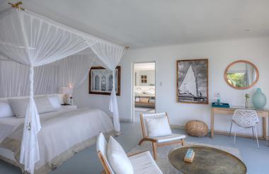 CHAPEL SUITE