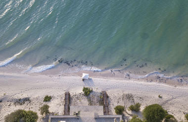 AZURA MARLING BEACH Aerial view