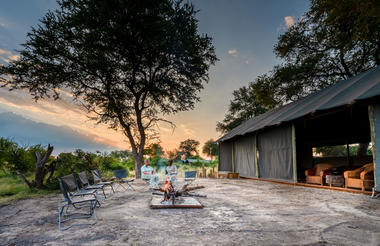 Losika Guest Area @ Sunset 