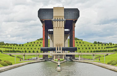 Strepy-Thieu Boat Lift