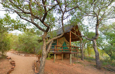 Exterior Luxury Safari Tent