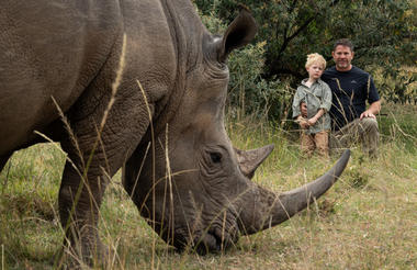 Walk with rhinos, House in the Wild