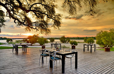 Chundu Island - Dining Deck