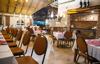 Restaurant inside