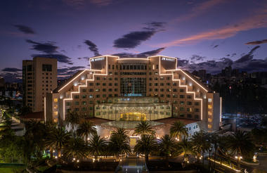 JW AT NIGHT
