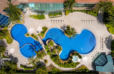 RESORT STYLE POOL